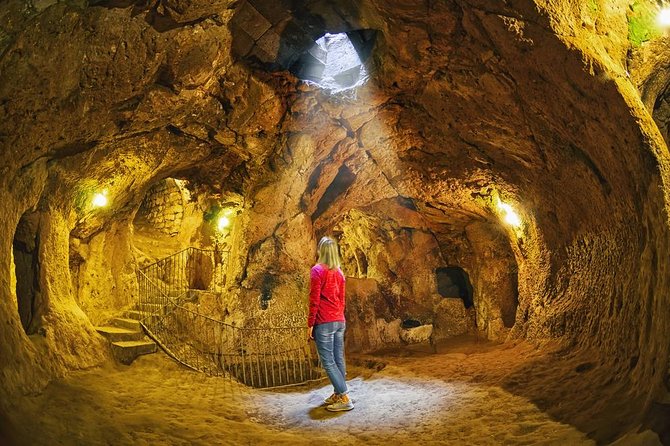 2 Day All Inclusive Cappadocia Tour from Istanbul with Optional Balloon Flight - Ortahisar weaving and the first night