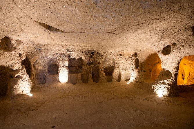 2 Day Cappadocia Tour From Istanbul With Optional BALLOON Flight - Guides, Group Size, And The Human Side