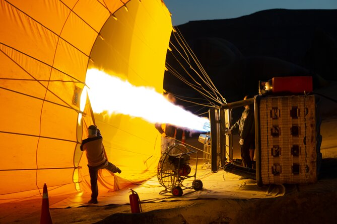 2 way Airport Transfer + Hot Air Balloon + 1 Day Tour (Green or Red) - The safari listing needs clarification