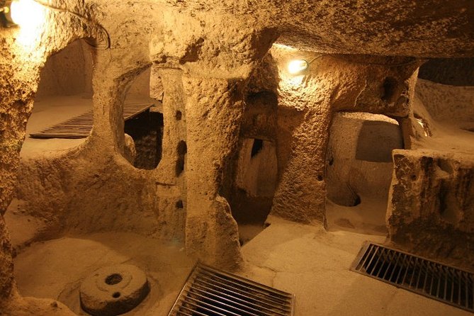 3 Days Cappadocia Tour with Balloon Ride & Horseback Ride Options - Uçhisar Castle and Pigeon Valley viewpoints