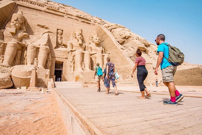 3 NIGHTS NILE CRUISE including ABUSIMBEL, HotAir Balloons - Day 3 evening: Luxor Temple and Karnak