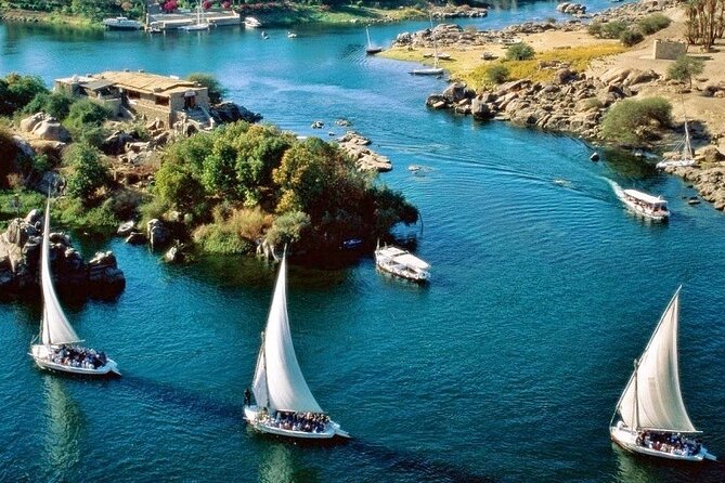 4-Day 3-Night Nile Cruise from Aswan to Luxor&Abu Simbel+Balloon - Kom Ombo and Edfu bring variety to the river