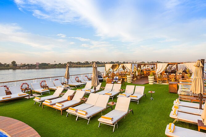 4 days Aswan and luxor Nile cruise with hot air balloon,abu simbel from hurghada - Guides, group size, and the daily pace