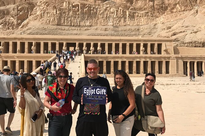 4-Days Cruise Luxor to Aswan with Hot Air Balloon and Sightseeing - Day 2: A hot-air balloon over Luxor