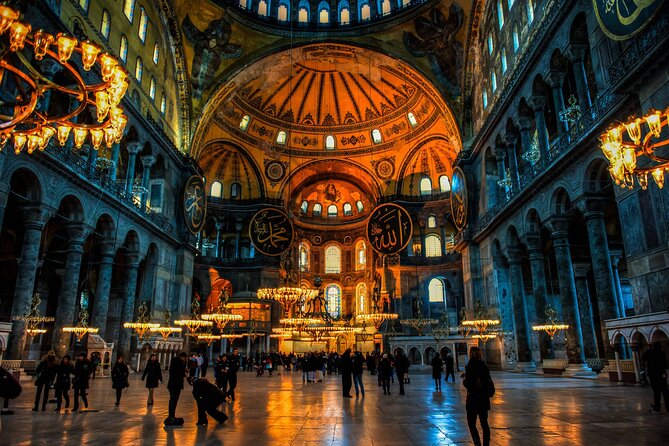 4 Days Istanbul & Cappadocia with Cave Hotel + Optional Balloon - Day one: Hagia Sophia, Topkapi, and the Blue Mosque