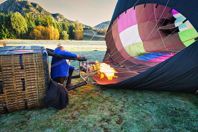 4-Hour Wanaka Scenic Hot Air Balloon Flights - Albert Town, rivers, and open country