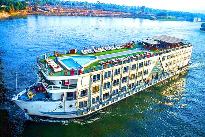 (4-Night Cruise Luxor to Aswan With Abu Simple and balloon Ride) - Day five: deciding on Abu Simbel