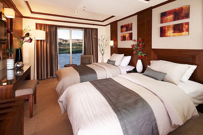 4 Nights Luxor to Aswan Nile cruise with Abu Simbel&Air Balloon - Day 2: Balloon sunrise, Karnak, Luxor Temple, and the Esna lock