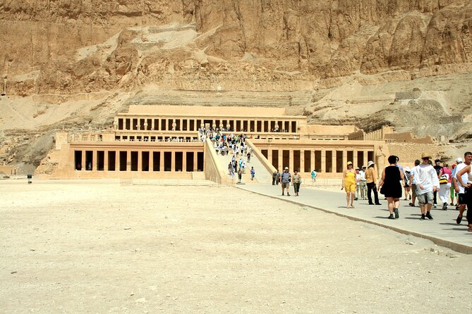 5 Days Cruise Luxor, Aswan,Tours,Abu Simbel,Hot Air Balloon, From Cairo By Plane - What this five-day Egypt trip really offers