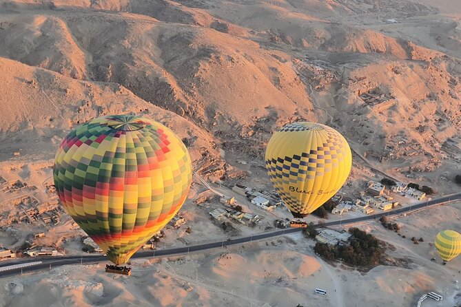 9 Days Egypt Tour with Cairo, Nile cruise, Abu Simbel and Balloon - Day 4: Balloon views and the tombs of Luxor’s West Bank