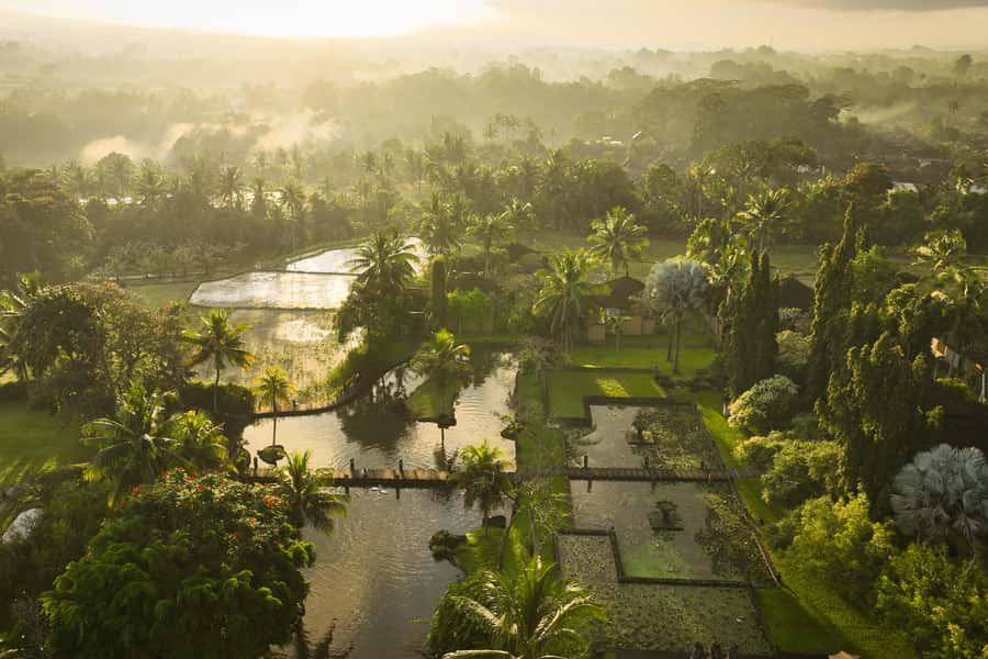 Bali: Private Hot-Air Balloon Ride - Why the tether changes the experience