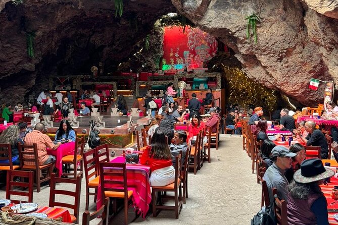 Balloon Flight + Breakfast in cave + Pick-up in Cdmx (Optional) - The 4:20 a.m. departure from Mexico City