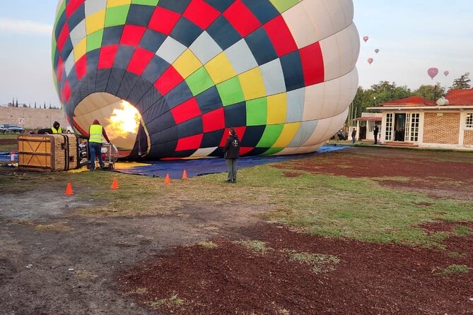 Balloon flight + Breakfast + Transportation from CDMX (SMALL GROUP) - What the $170.16 price includes