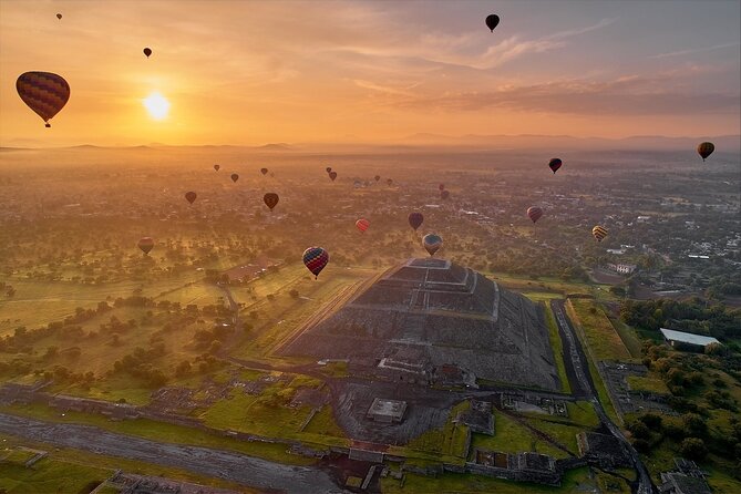 Balloon Flight + Cave Breakfast + Pick Up from CDMX or We Fly - Artisan drinks and the long middle of the morning