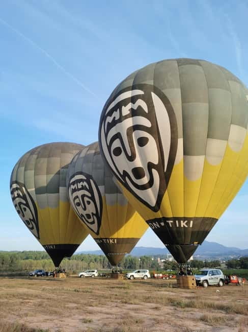 Balloon flight: panoramic view of Montserrat and Transport from Barcelona - What $265 includes, and what it does not