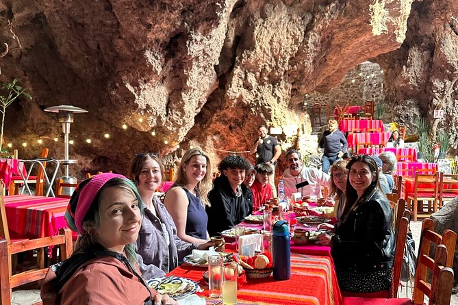 Balloon flight + pick up in CDMX + Breakfast in Cave + Pyramids - Sunrise above Teotihuacan