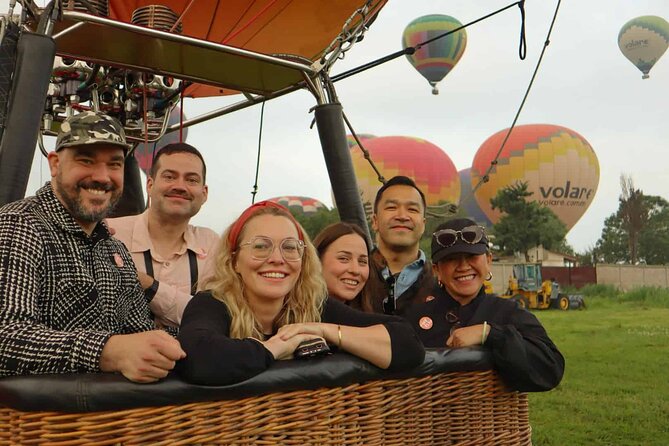 Balloon flight Teotihuacan, Breakfast in a cave Pick up in CDMX - A 6:30 a.m. start from Mexico City