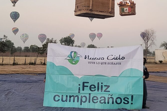 Balloon flight + Transportation + Breakfast in Cave or buffet + Pyramids - Transport from Mexico City and the morning plan