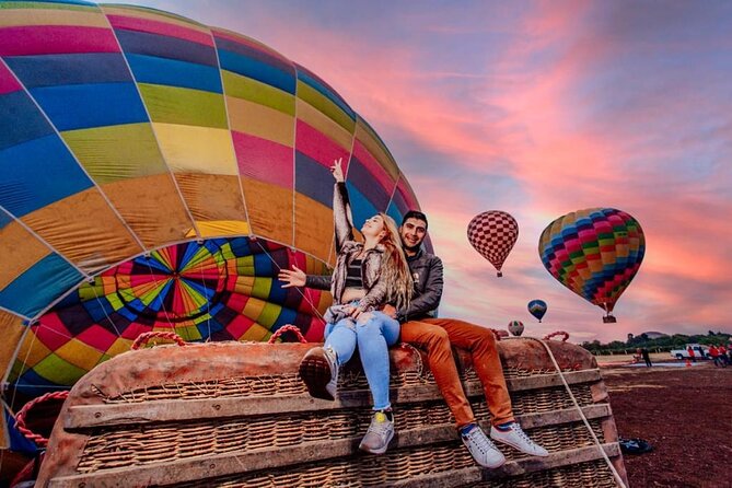 Balloon flight with or without Teotihuacan half day tour - Coffee, cookies, and the balloon launch