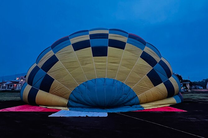 Balloon flight with private transportation and guided tour to Teotihuacán - Floating over Teotihuacán
