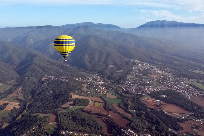 Balloon Ride over Catalonia with optional Pick-up from Barcelona - Montseny, Vic, and the Pyrenees from above