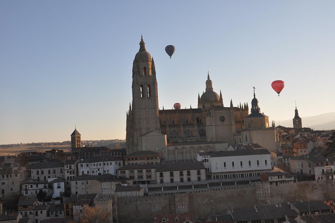 Balloon Ride Over Segovia or Toledo with Optional Transport from Madrid - Arriving before sunrise at Calle 3 de Abril