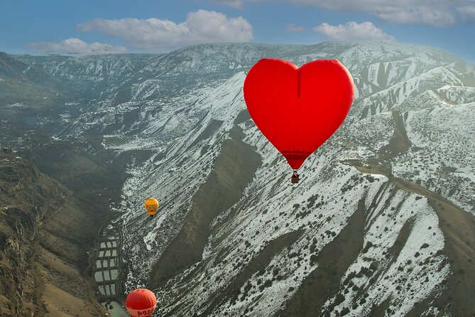 Balloon ride Skyball - A certificate, champagne, and sweets after landing