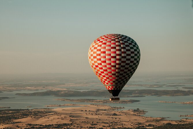 Balloon Ride with Champagne Toast from Monsaraz - Safety, the pilot, and the crew