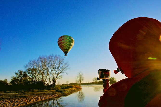 Balloon Ride with Complimentary Drink from Coruche - Leaving Coruche before the day gets busy