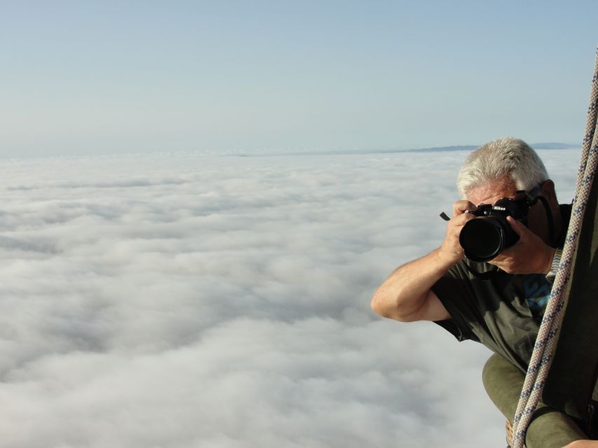 Barcelona: Hot Air Balloon Flight Experience - An early start from Barcelona
