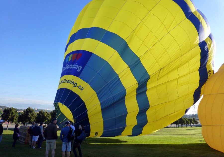 Barcelona: Hot Air Balloon Ride with Optional Transportation - Landing, pink Cava, and the first-flight certificate