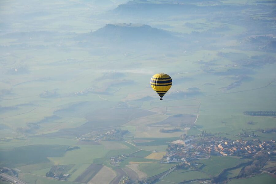 Barcelona: Hot Air Balloon Ride with Optional Transportation - Practical clothing and timing advice