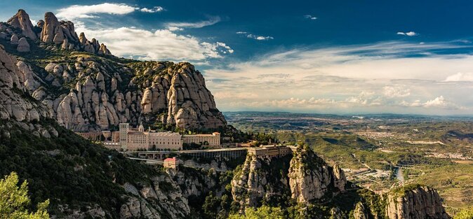 Barcelona: Montserrat Hot Air Balloon Ride with Champagne Toast - Key Points to Know Before You Book