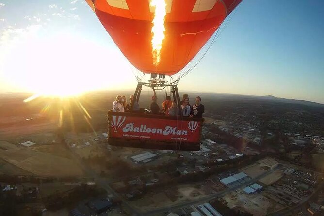 Bendigo Premium Balloon Flight plus buffet champagne breakfast - What the price includes, and what it does not