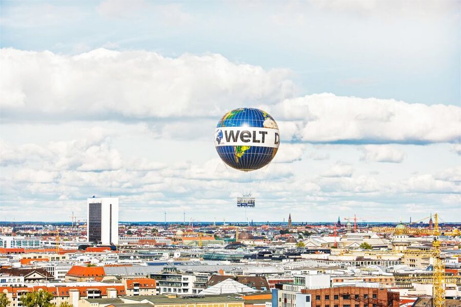 Berlin: Ticket for World Balloon with Perfect View - Waiting, boarding, and staff
