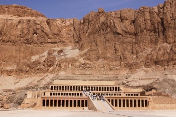 Best of Luxor Hot Air Balloon and Valley Of Kings & Karnak Temple From Luxor - A quick stop at the Colossi of Memnon
