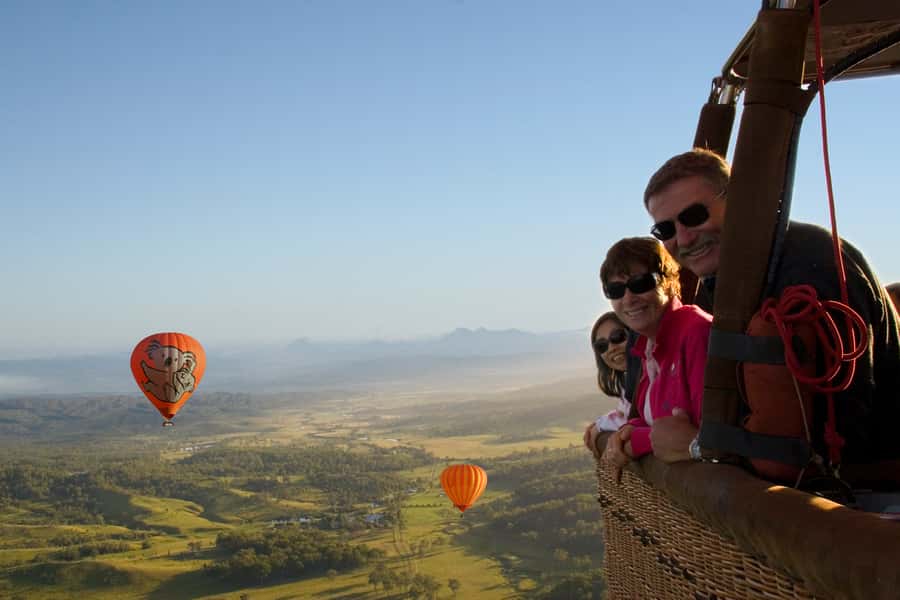 Brisbane: Hot Air Balloon Flight with Vineyard Breakfast - Five things to know before booking