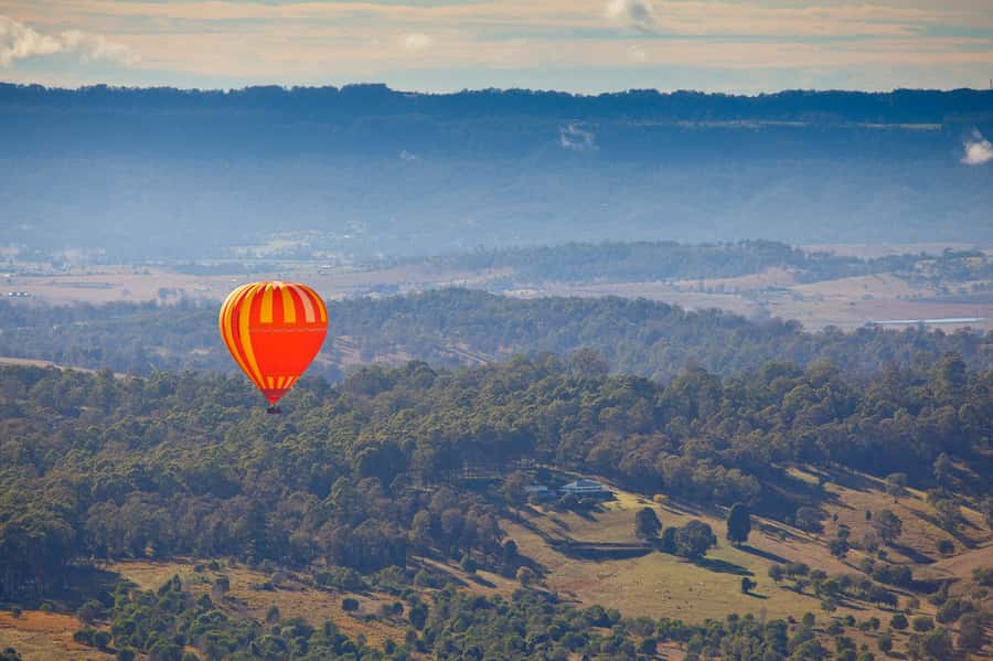 Brisbane: Hot Air Balloon Flight with Vineyard Breakfast - Should you book the Brisbane balloon flight?