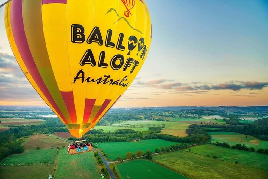 Camden Valley: Sunrise Hot Air Balloon Flight With Breakfast - The early meeting and launch-site transfer