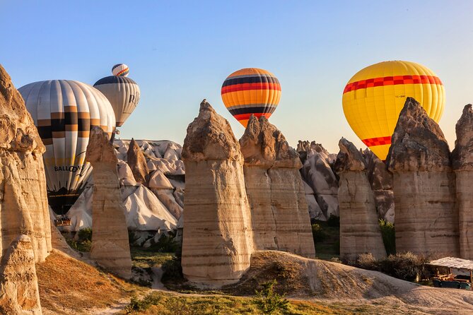 Cappadocia Balloon Ride Over Göreme Love Valley - The champagne toast and breakfast afterward