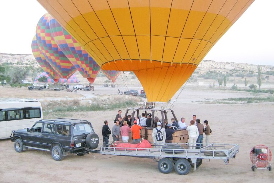 Cappadocia: Discover Sunrise on a Hot Air Balloon - What the One-Hour Flight Feels Like