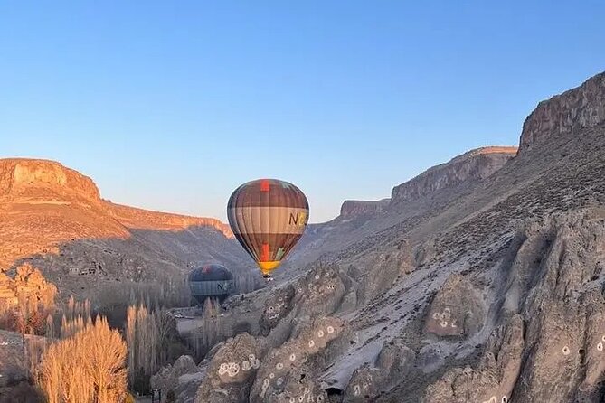 Cappadocia Hot Air Balloon 1 of 4 Valleys - Landing can be gentle, or less so