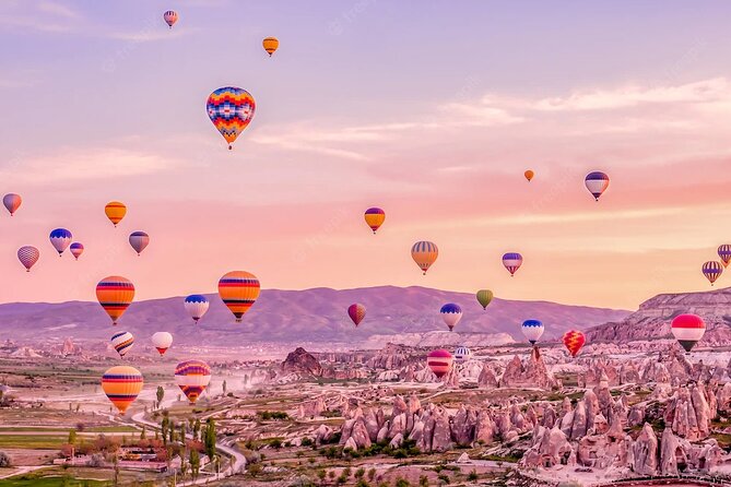Cappadocia Hot Air Balloon Flight Over The Fairy Chimneys - Basket size and personal space