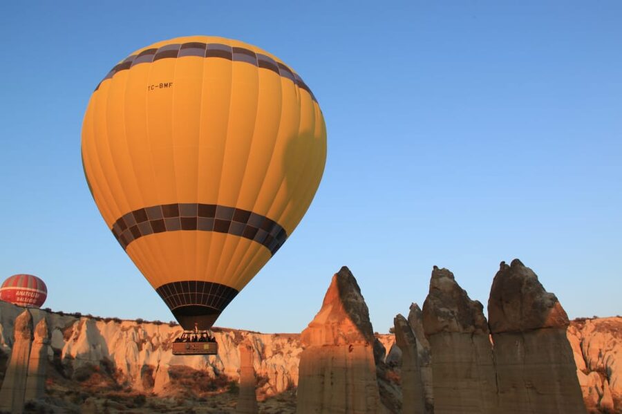Cappadocia: Hot Air Balloon Flight with Pickup & Drop-off - Breakfast, briefing, and the balloon taking shape