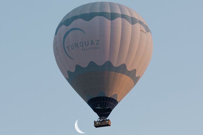 Cappadocia Hot Air Balloon Ride/ Turquaz Balloons - The flight between Göreme’s valleys