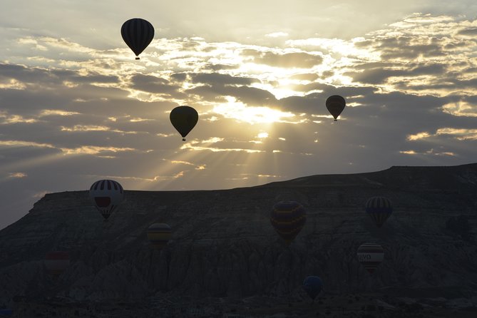 Cappadocia Hot Air Balloon Ride with Breakfast and Champagne - What the flight feels like in a shared basket