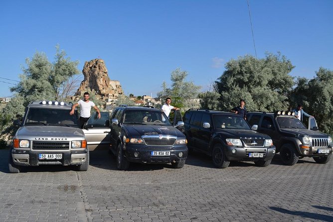 Cappadocia Jeep Safari with Hot Air Balloon Watch at Sunrise - Photo help, friendly service, and the human side