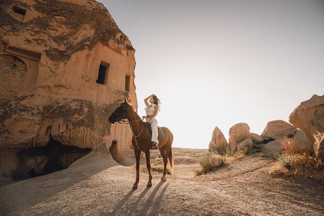 Cappadocia Private Flying Dress & Hot Air Balloon Photoshoot - Why This Photoshoot Works So Well in Cappadocia