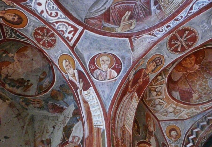 Cappadocia: Red Tour and Sunrise Balloon Tour - Pasabag and the three-headed fairy chimneys