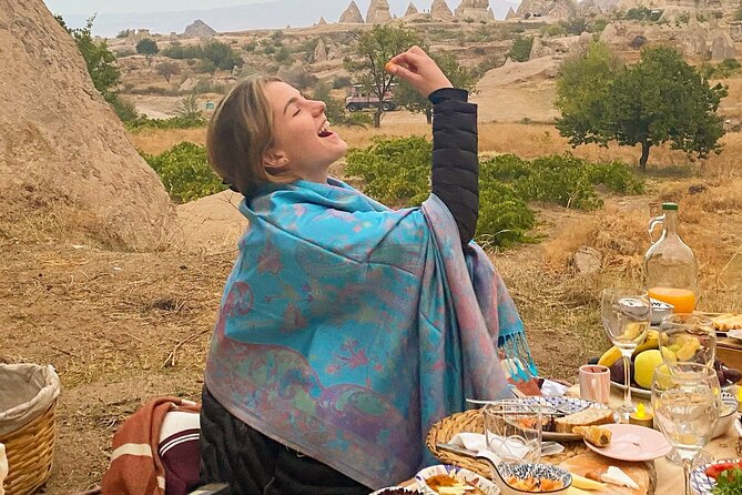 Cappadocia Sunrise Breakfast With Hot Air Balloons - Pickup, meeting point, and the three-hour schedule
